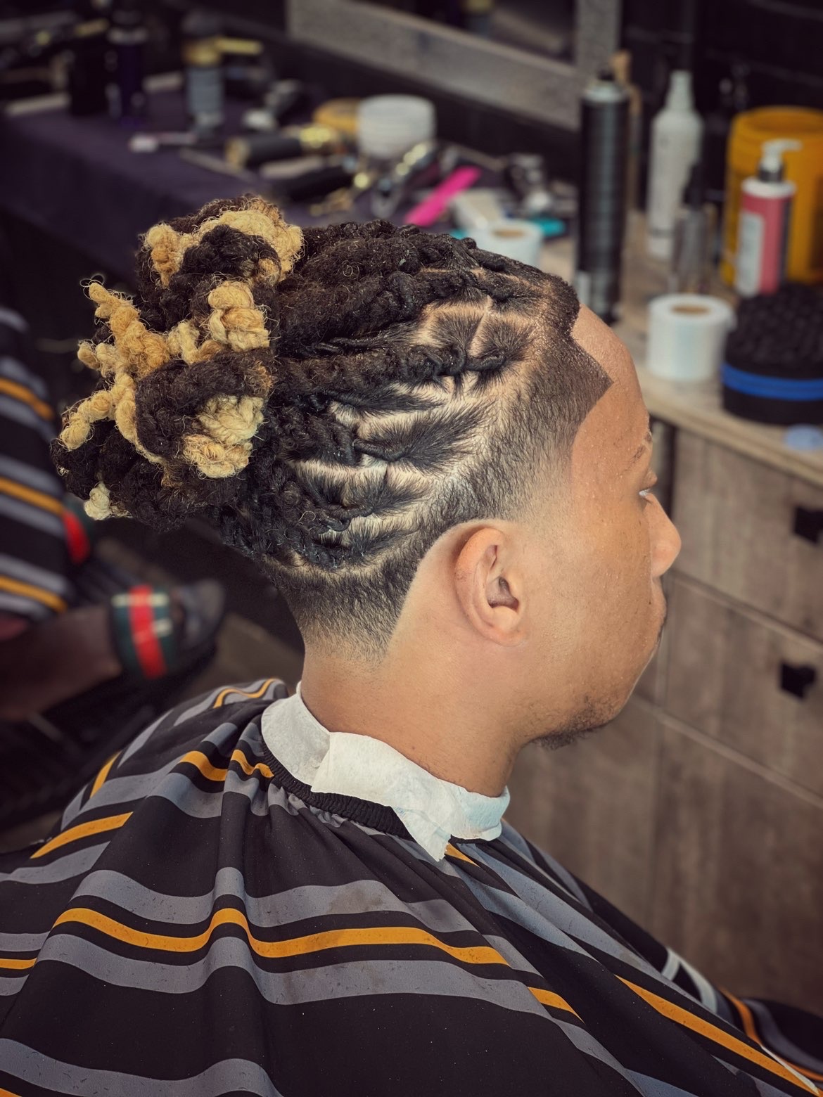 ISLAND HAIRCUT — galerie 2